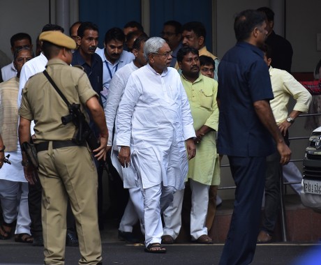 bihar-chief-minister-nitish-kumar-leaves-hospital-440nw-9792542an