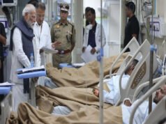 “Delhi Blast: भूटान यात्रा से लौटे पीएम मोदी, एयरपोर्ट से सीधे पहुंचे LNJP अस्पताल, दिल्ली धमाकों के घायलों से की मुलाकात”