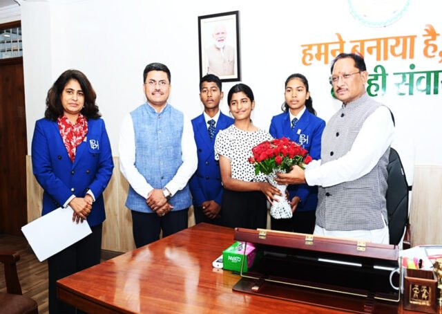 Untitled-3 copy.jpgyjuj