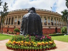 “दक्षिण भारतीय लेडी हिंदी बोल रही हैं… संसद में किसने कहा ऐसा, पूरे देश में गुस्सा हो रहे लोग”