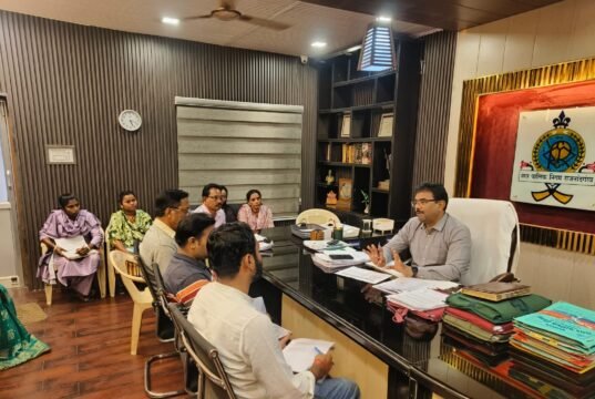 आयुक्त ने एसएलआरएम सेंटर प्रभारियों की बैठक में दिए कचरा पृथककरण और स्वच्छता को लेकर अहम निर्देश