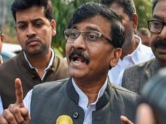 सावरकर को भारत रत्न दिलाना है तो BJP से बात करें, संजय राउत ने मोहन भागवत पर कसा तंज…