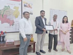 CG: कलेक्टर ने प्रधानमंत्री सूर्यघर मुफ्त बिजली योजना से लाभान्वित हितग्राहियों का प्रशस्ति पत्र देकर किया सम्मानित…