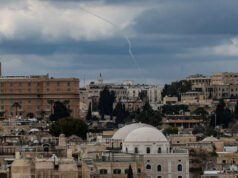 दुबई में भारतीय दूतावास ने नागरिकों के लिए जारी की एडवाइजरी, गैर-जरूरी यात्रा न करने की दी सलाह,.