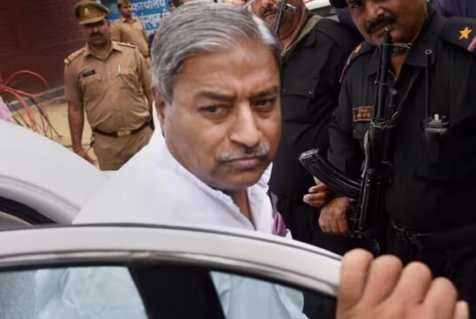 अखिलेश यादव ने अयोध्या के राम मंदिर के चंदे में गबन का आरोप, पूर्व सांसद विनय कटियार ने प्रतिक्रिया दी…