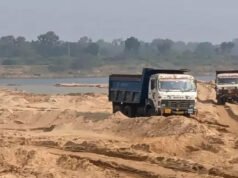 cg” रेत के अवैध उत्खनन, परिवहन एवं भण्डारण के 43 प्रकरणों पर 14 लाख 35 हजार अर्थदण्ड राशि जमा…”