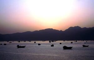 अमेरिका और ईरान के बीच एक बार फिर खुला टकराव, दुनिया पर तेल संकट का खतरा मंडरा रहा..
