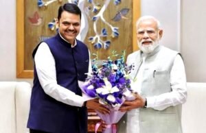 महाराष्ट्र के मुख्यमंत्री देवेंद्र फडणवीस ने नई दिल्ली में प्रधानमंत्री नरेंद्र मोदी से मुलाकात…