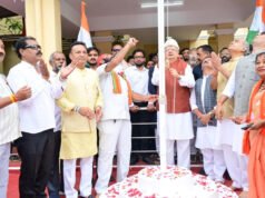 विधानसभा अध्यक्ष ने जिला स्तरीय मुख्य समारोह में ध्वजारोहण कर परेड की सलामी…
