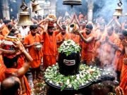 सावन 2026: भगवान शिव को अर्पित न करें ये 4 वस्तुएं…