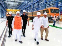 ‘मेक इन इंडिया’ : इलेक्ट्रॉनिक्स उत्पादन सात गुना और मोबाइल मैन्युफैक्चरिंग 32 गुना बढ़ी…