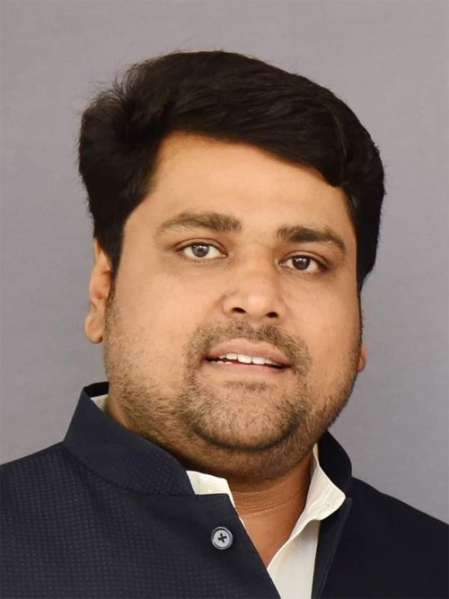 Jitenddra Mudliyar 50