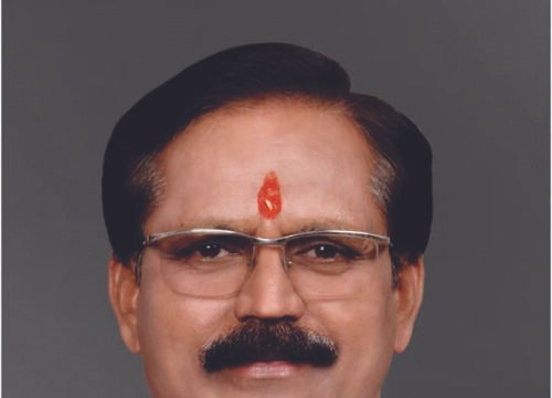 खून से रंगी दीवारों को गिराने हेतु प्रशासन एवं नगर निगम का जताया आभार